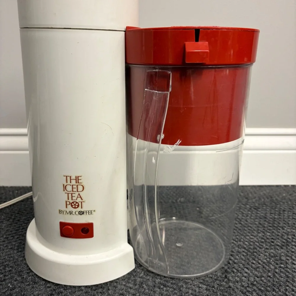Vintage Mr. Coffee The Iced Tea Pot Electric Brewer White Red TM1 2-Quart